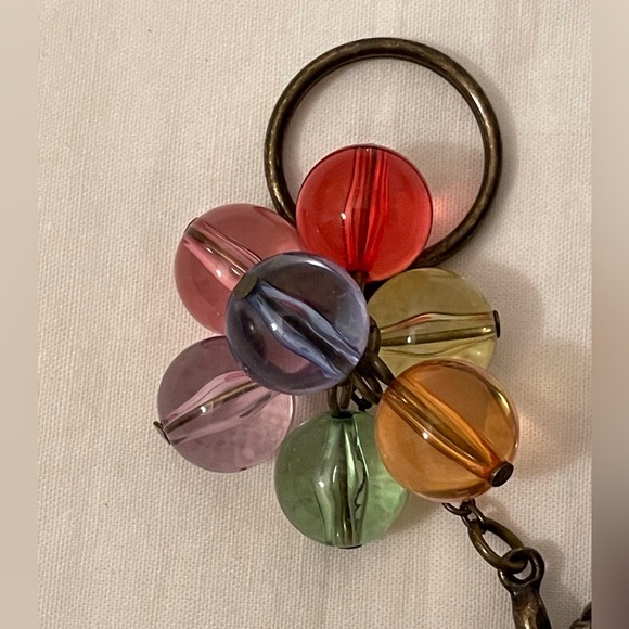 Disney’s Winnie the Pooh Key Chain - Picture 6 of 10